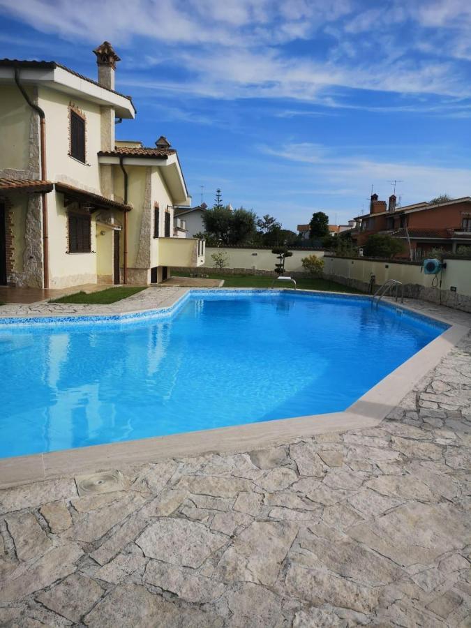 Gold House Luxury Anzio Villa Buitenkant foto