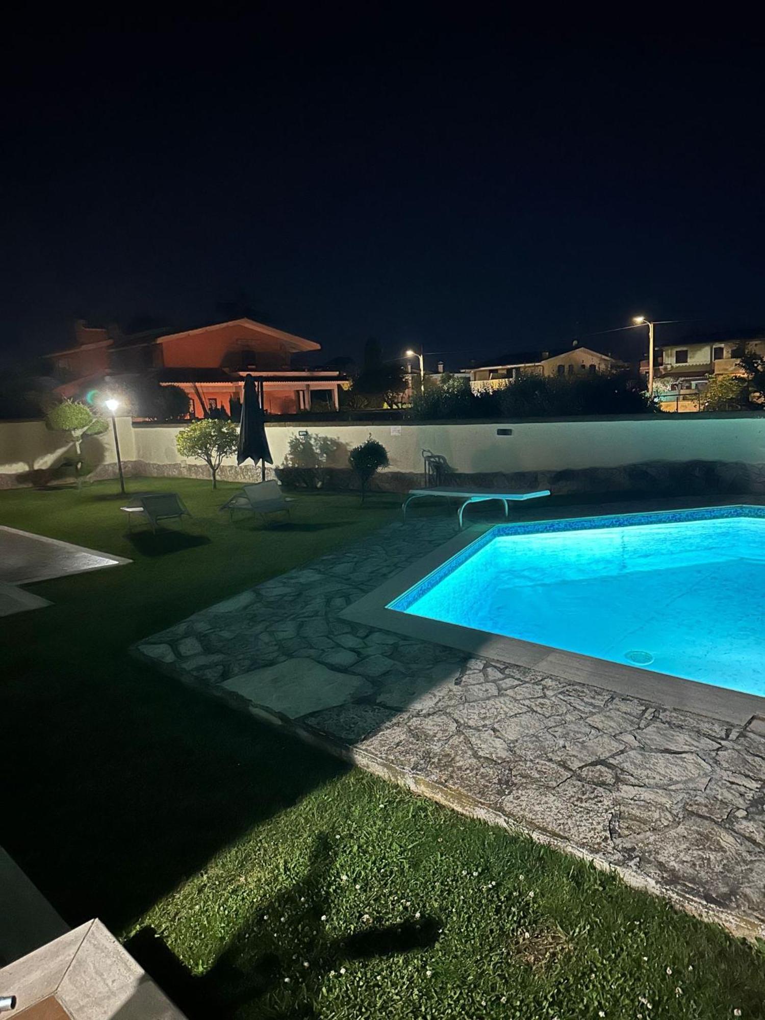Gold House Luxury Anzio Villa Buitenkant foto